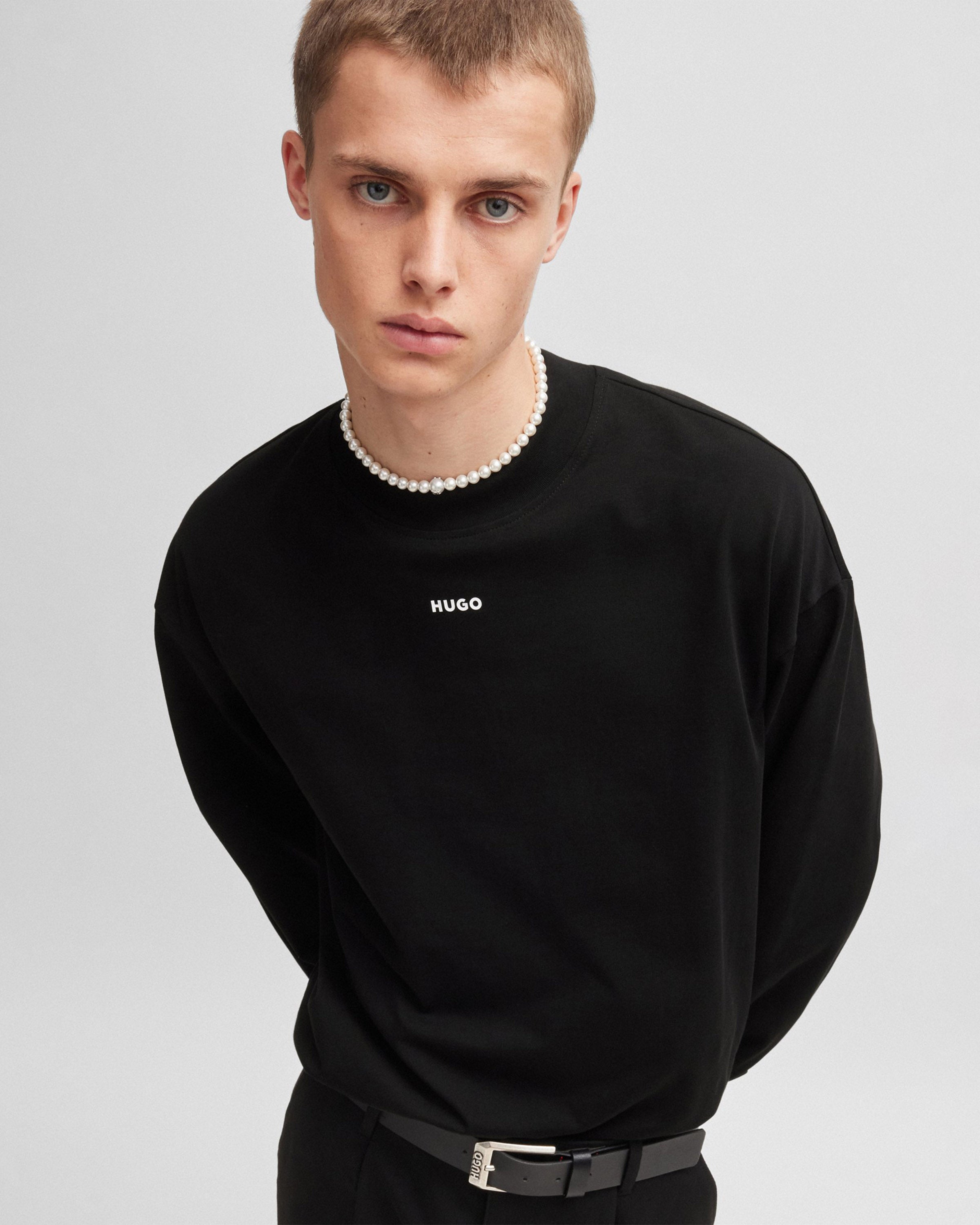 Daposo Sweater