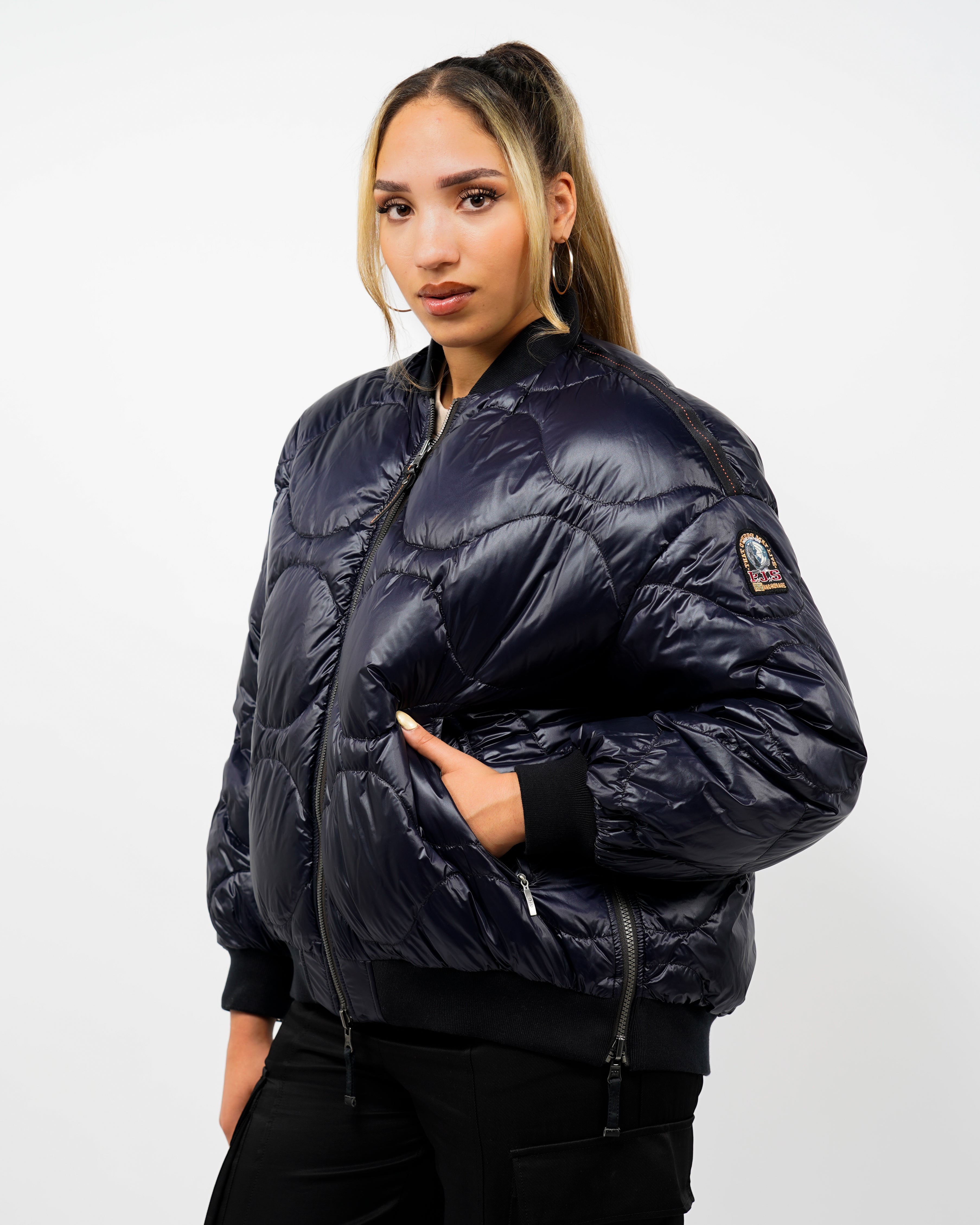 Bomb Reversible Down Bomber