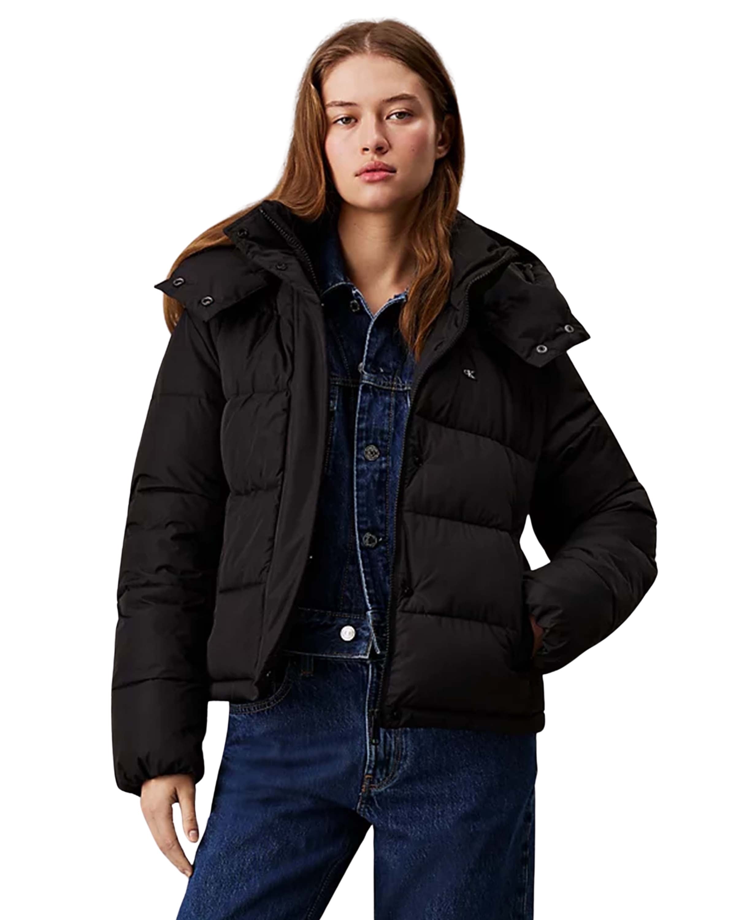 Matte Monologo Short Puffer