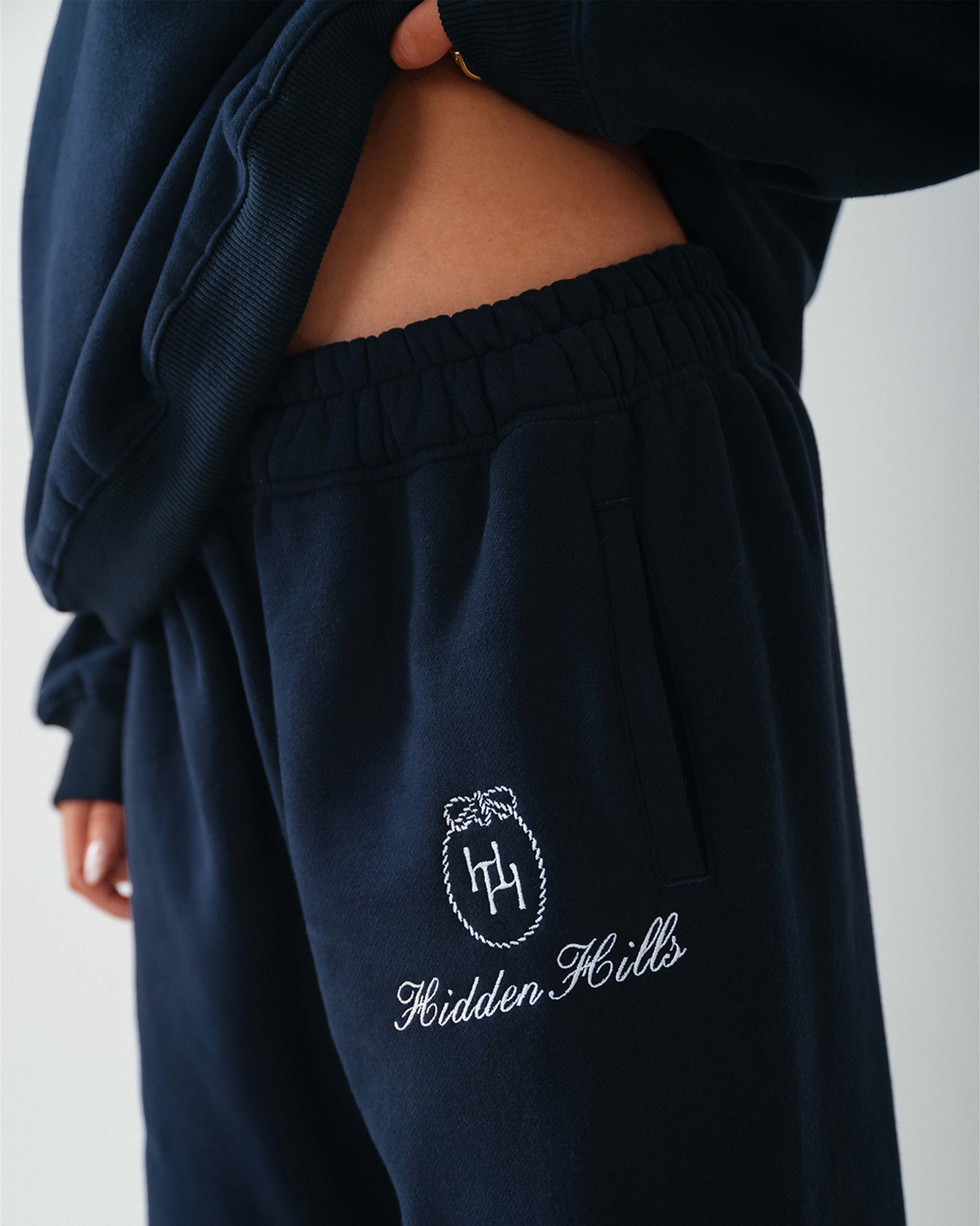 Classic Embroidery Sweatpants Navy