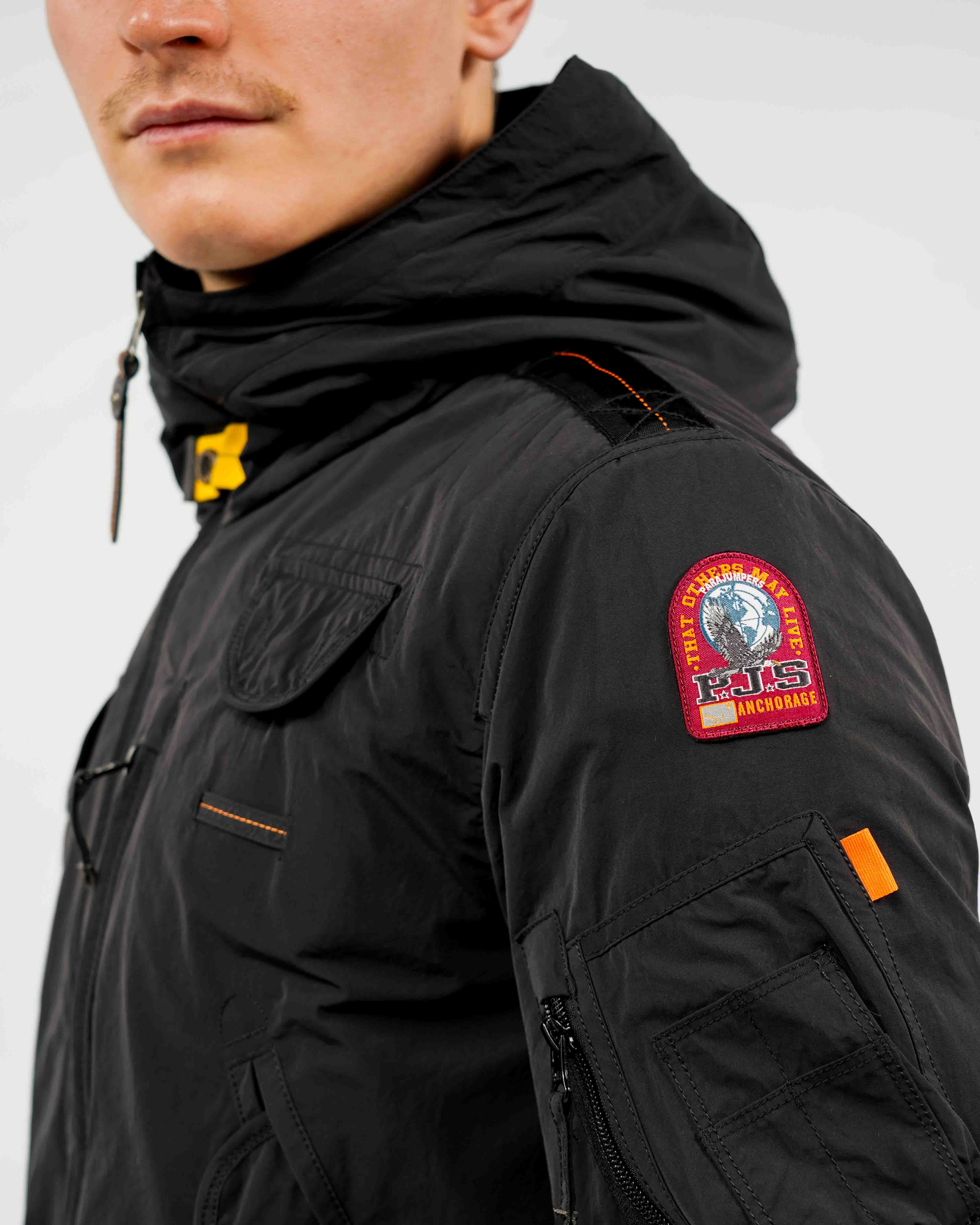 Gobi Hooded Bomberjas